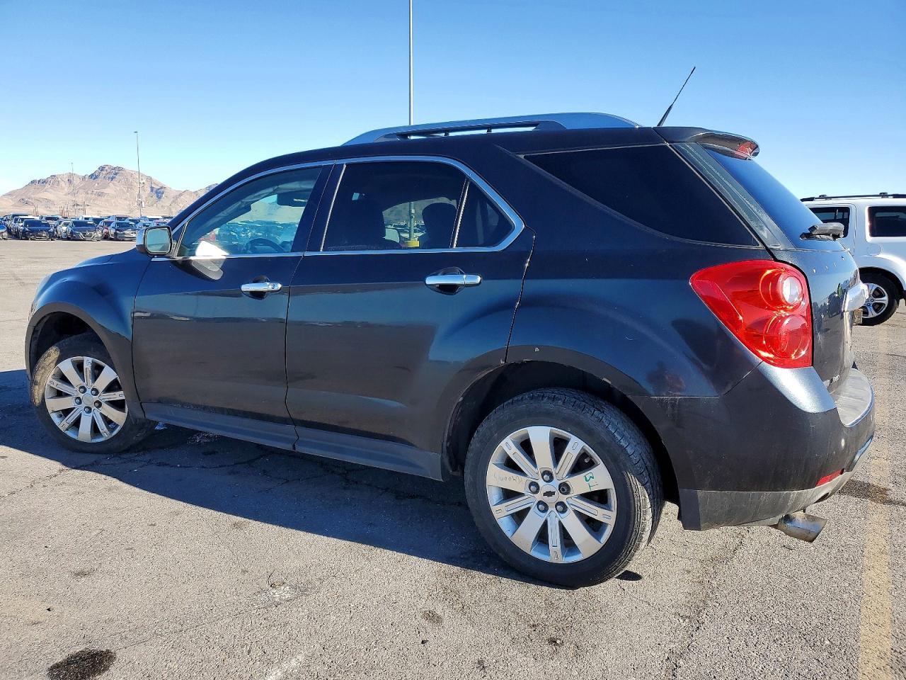 2011 Chevrolet Equinox Ltz - Image 2