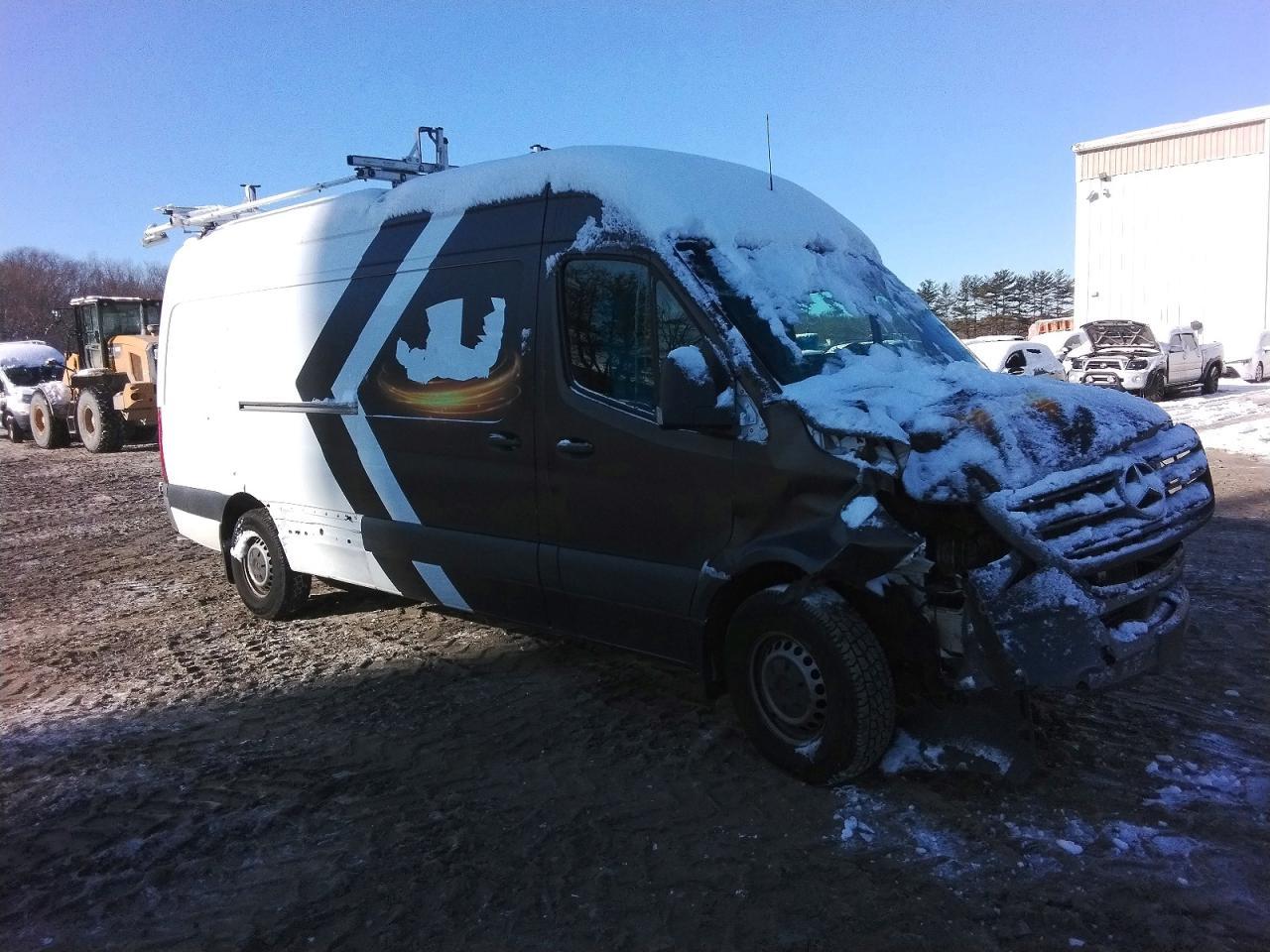 2021 Mercedes-Benz Sprinter 2500 - Фото 4