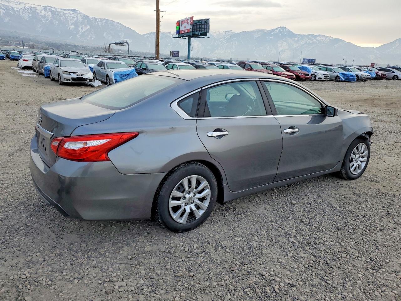 2017 Niss Altima 2.5 - Фото 3
