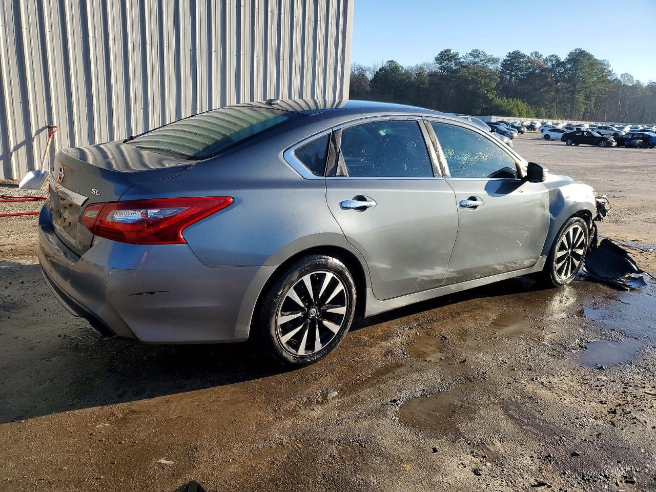 2018 Nissan Altima 2.5 Sl - Image 3