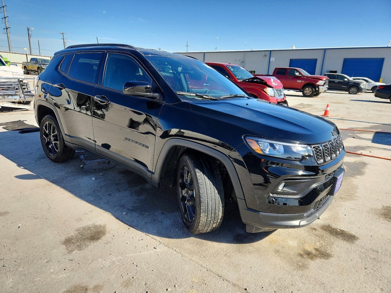 2026 Jeep Compass Latitude - Image 4