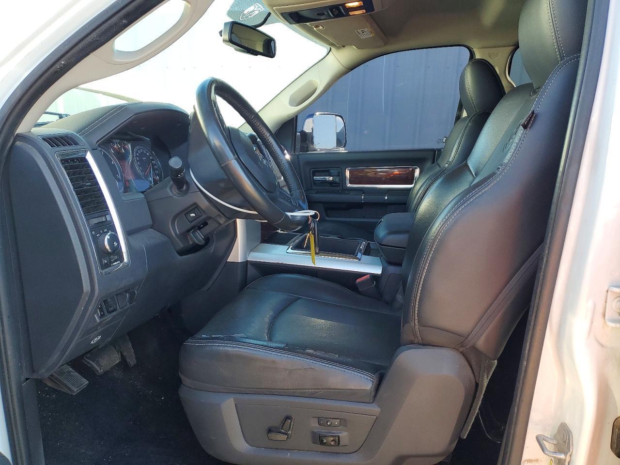 2012 Dodge Ram 3500 Laramie - Image 7