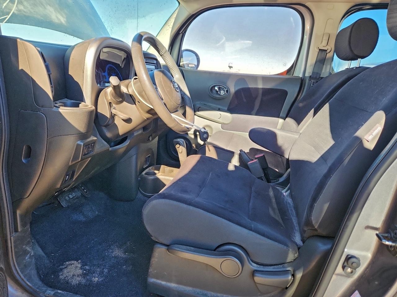 2014 Nissan Cube S - Image 7