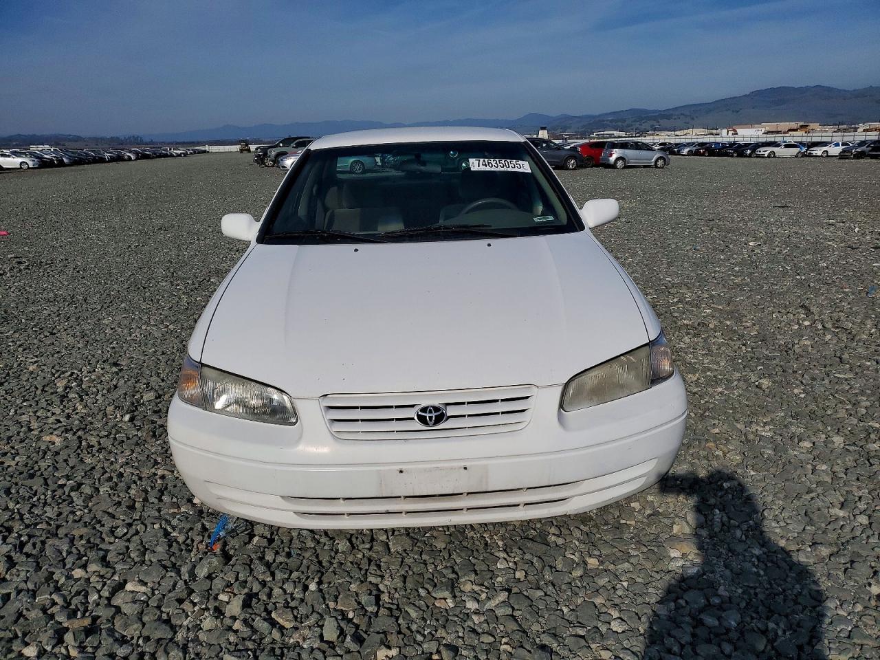 1998 Toyota Camry Ce - Фото 5