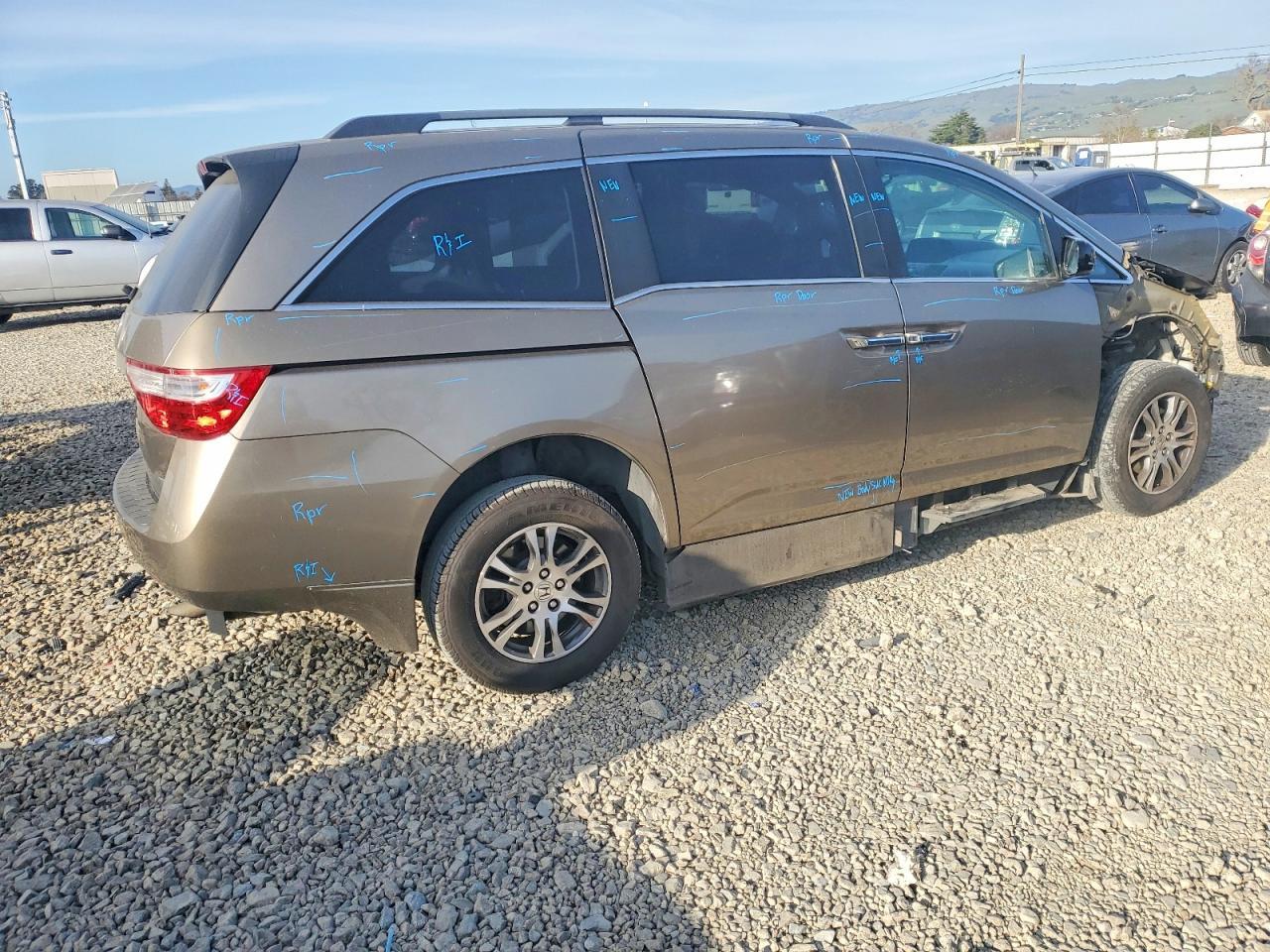 2013 Honda Odyssey Ex - Фото 3