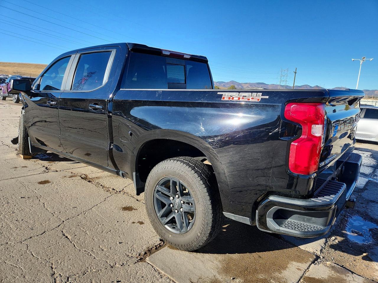 2020 Chevrolet Silverado K1500 Lt Trail Boss - Image 2