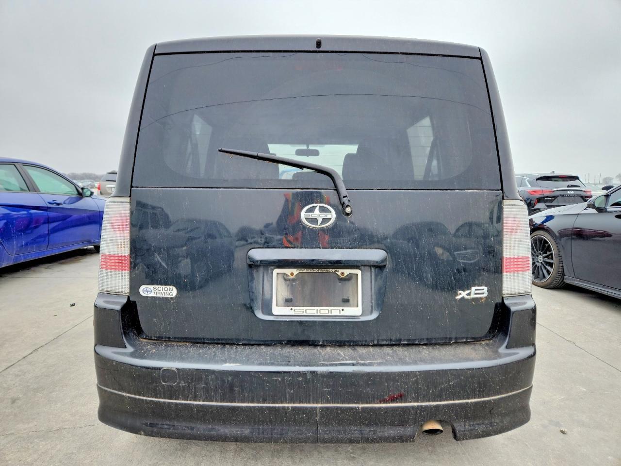 2006 Scion Xb - Фото 6
