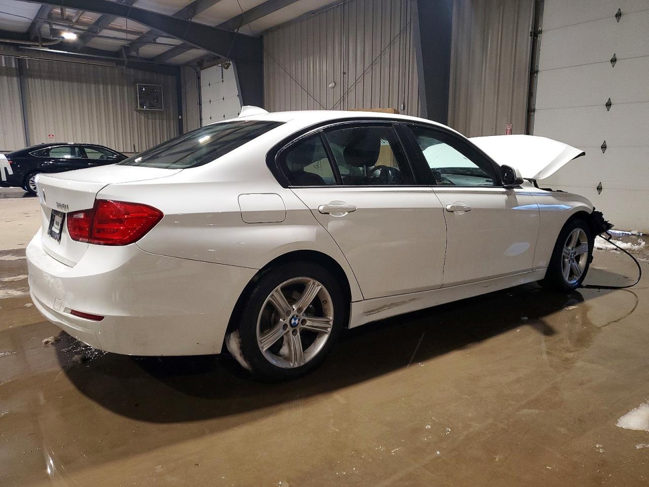 2015 BMW 320 I Xdri - Фото 3
