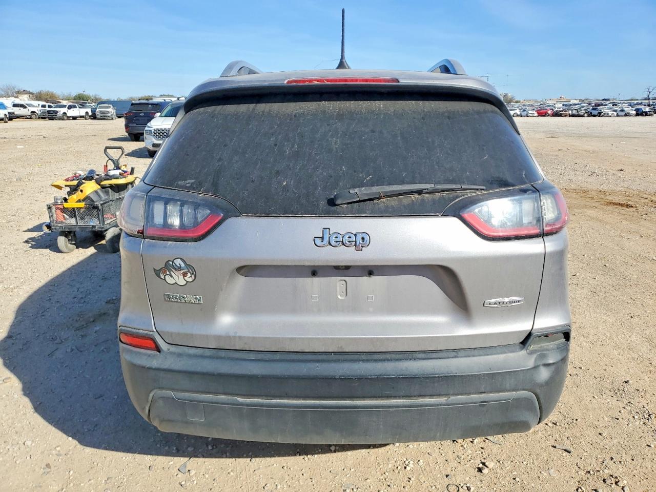 2019 Jeep Cherokee Latitude - Image 6