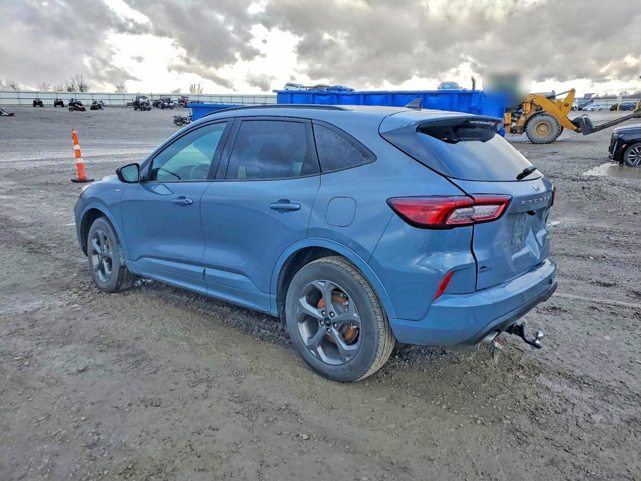 2024 Ford Escape St Line - Image 2