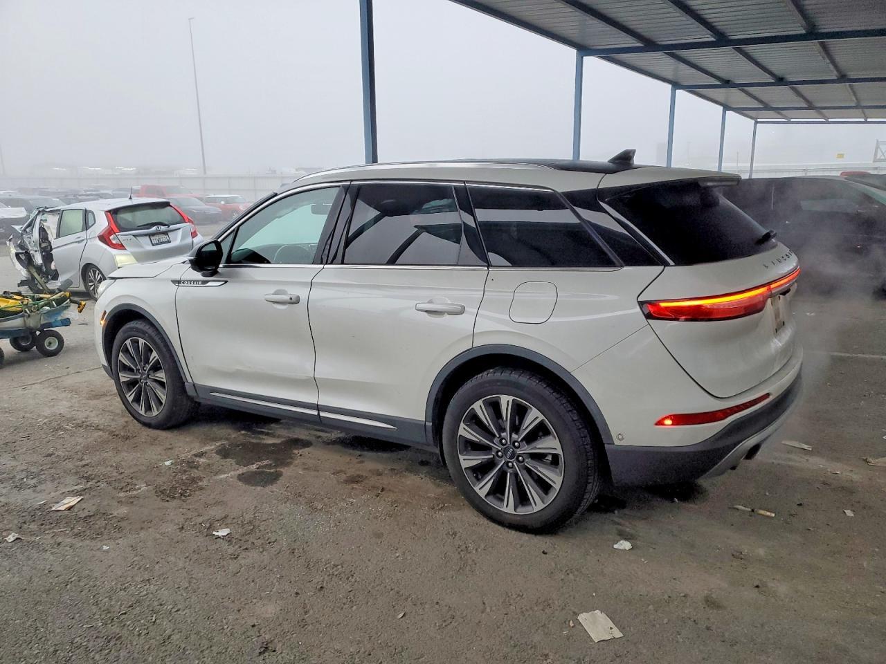 2020 Lincoln Corsair Reserve - Image 2