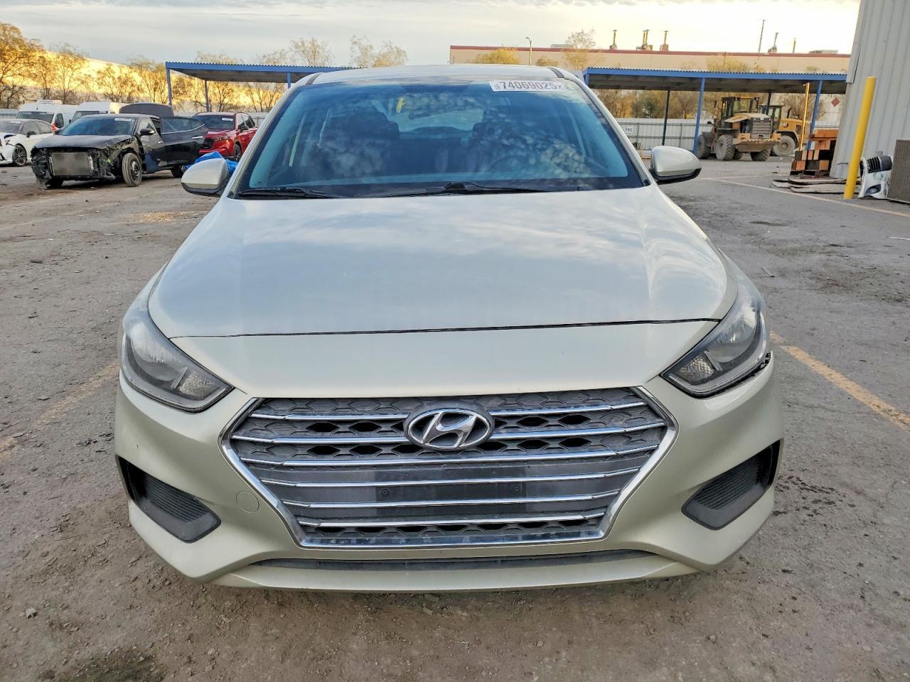 2019 Hyundai Accent Se - Image 5