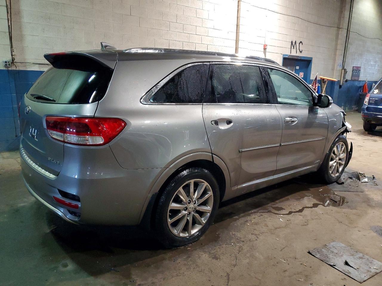 2016 Kia Sorento Sx - Фото 3
