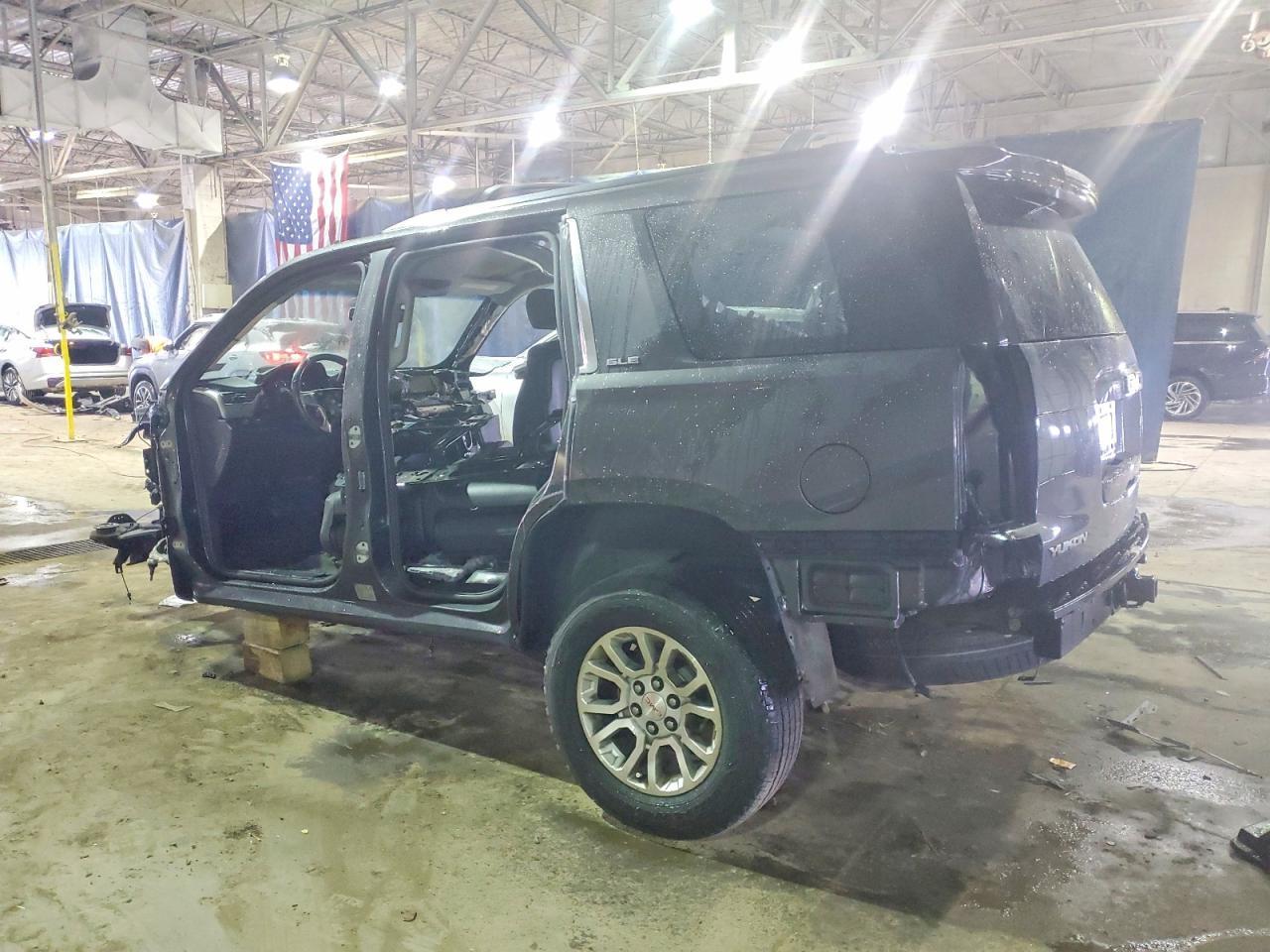 2015 GMC Yukon Sle - Image 2