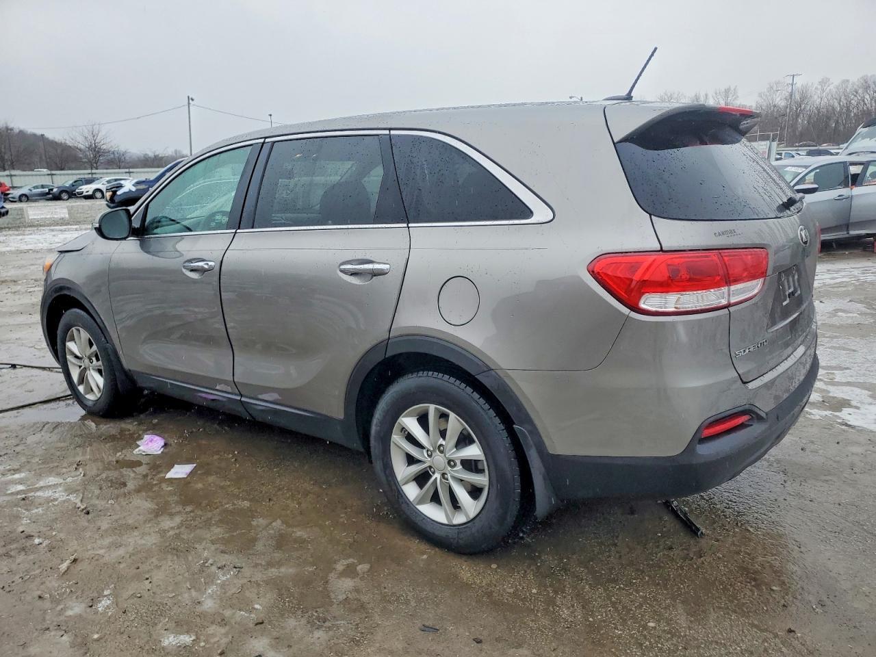 2018 Kia Sorento - Image 2