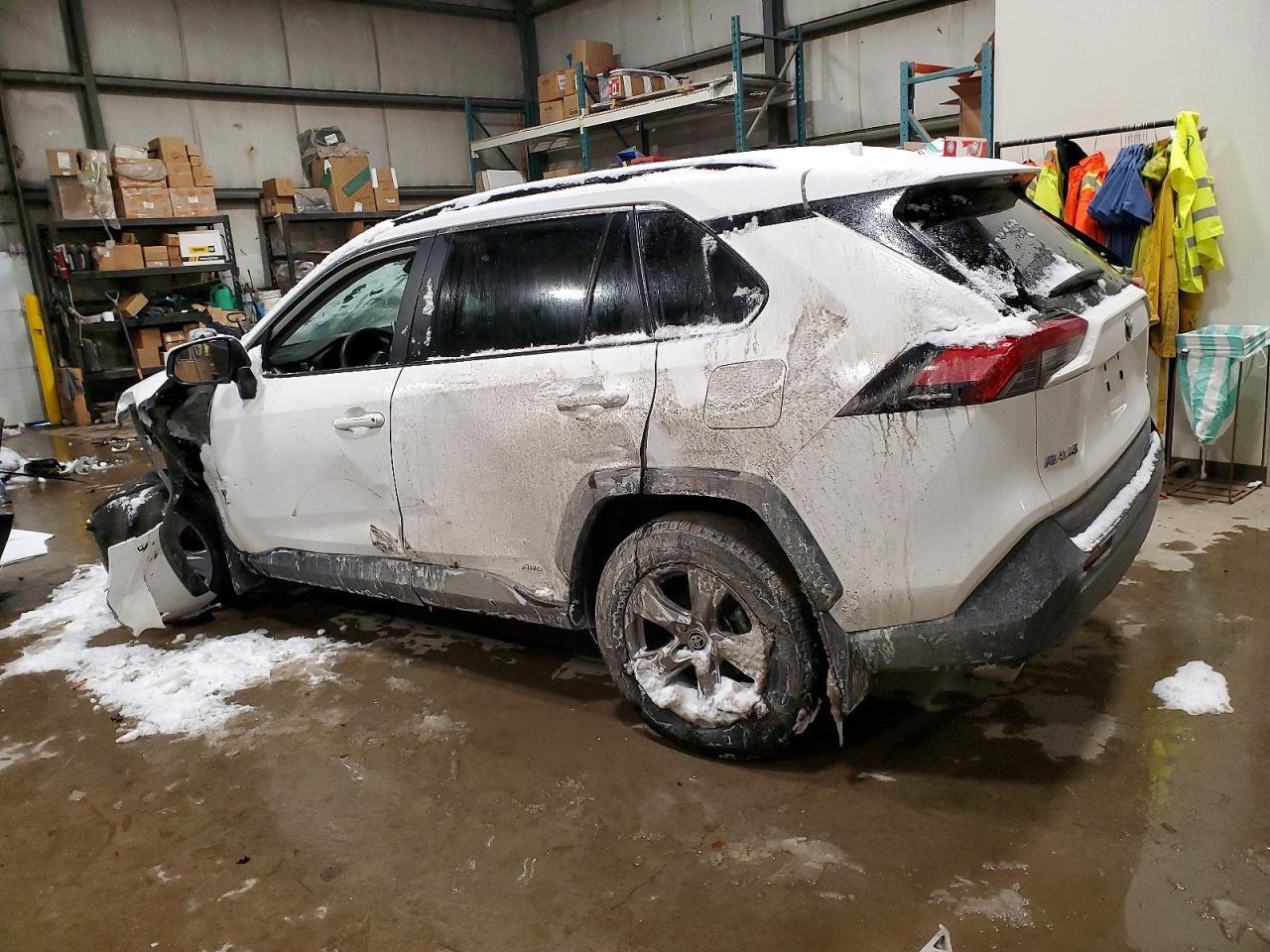 2024 Toyota Rav4 Xle - Image 2