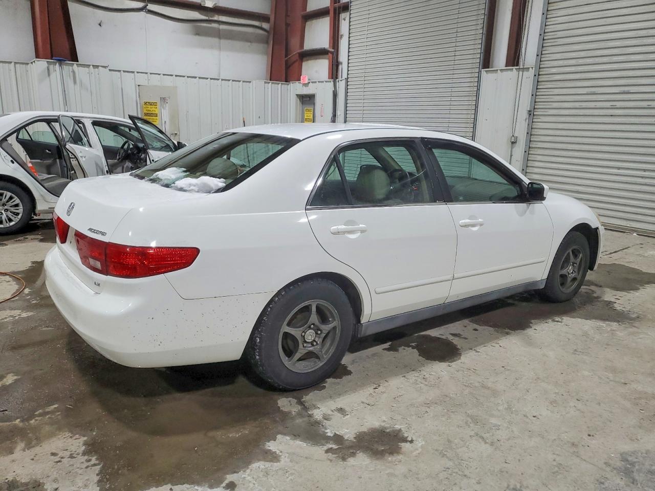 2005 Honda Accord Lx - Image 3