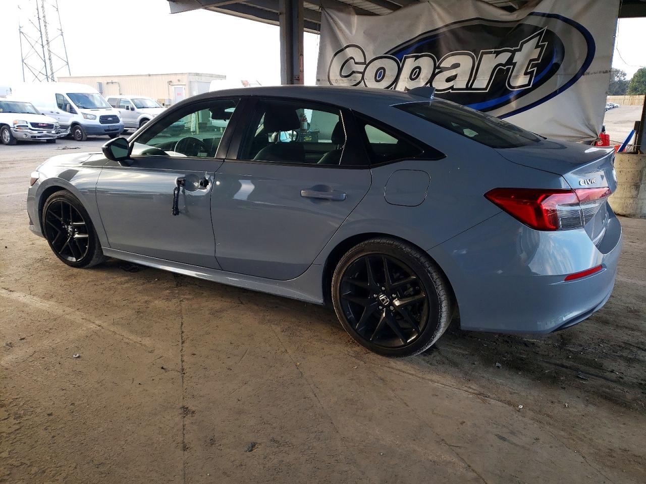 2023 Honda Civic Sport - Фото 2