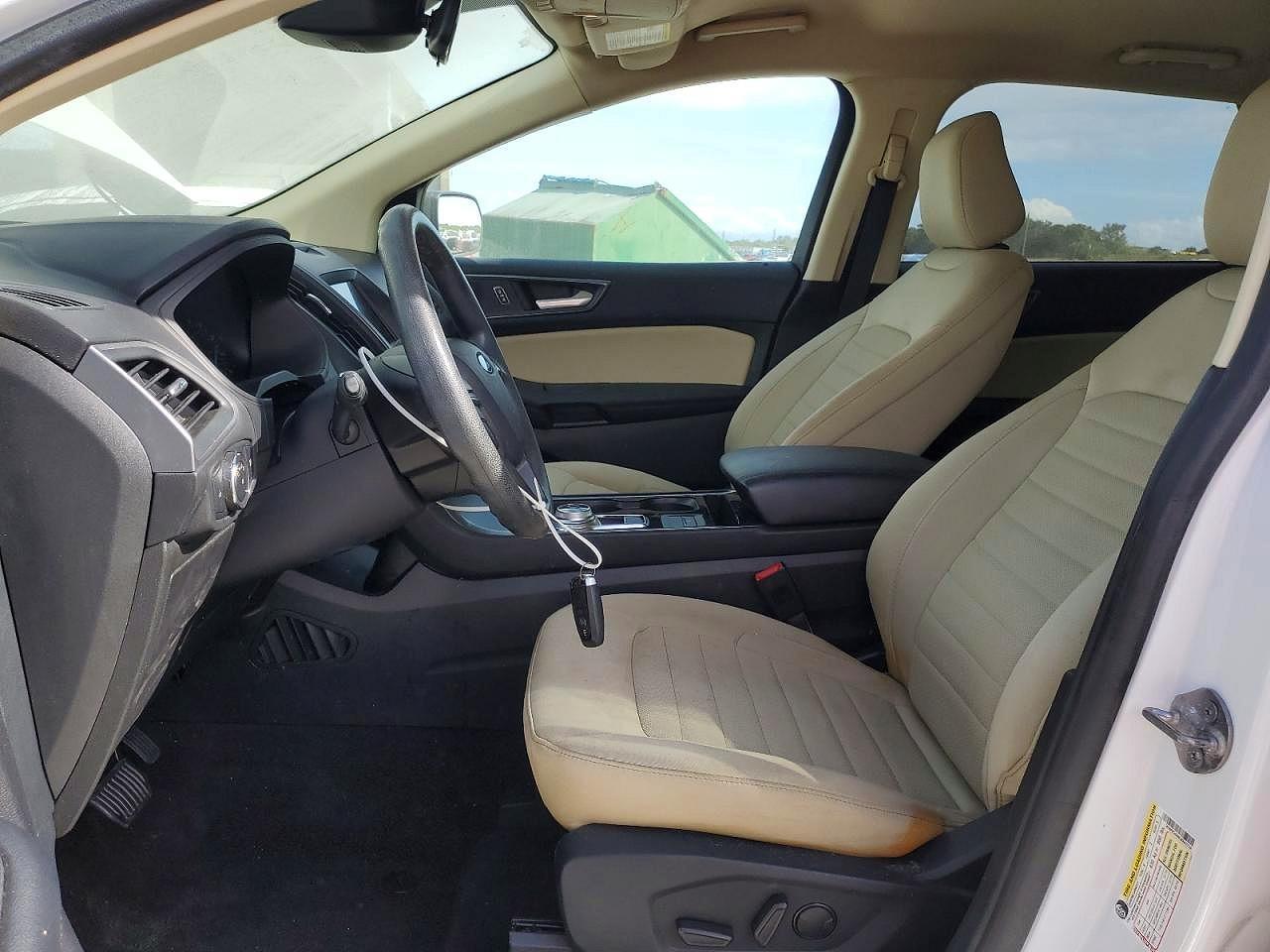 2020 Ford Edge Se - Фото 7