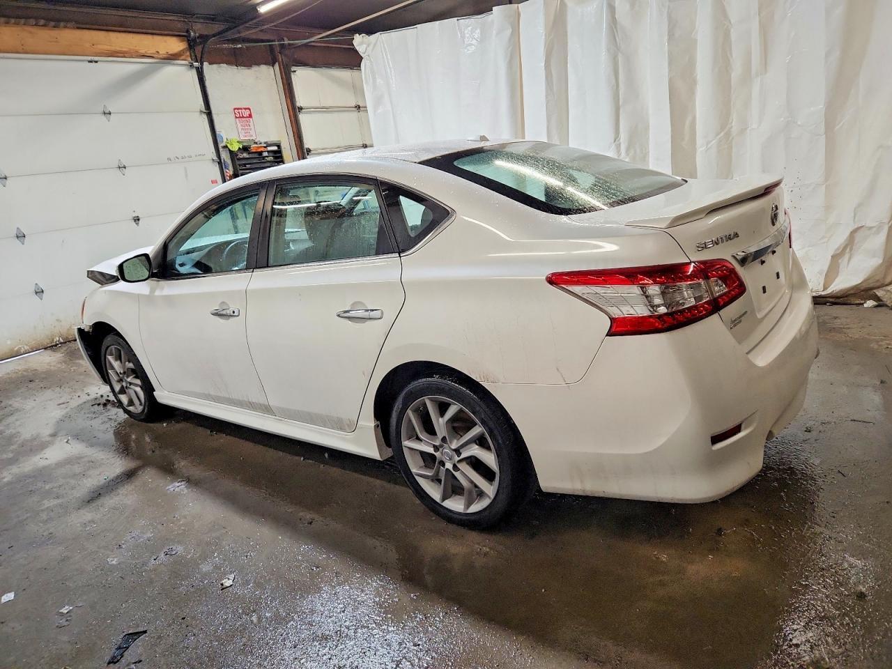 2015 Nissan Sentra S - Фото 2