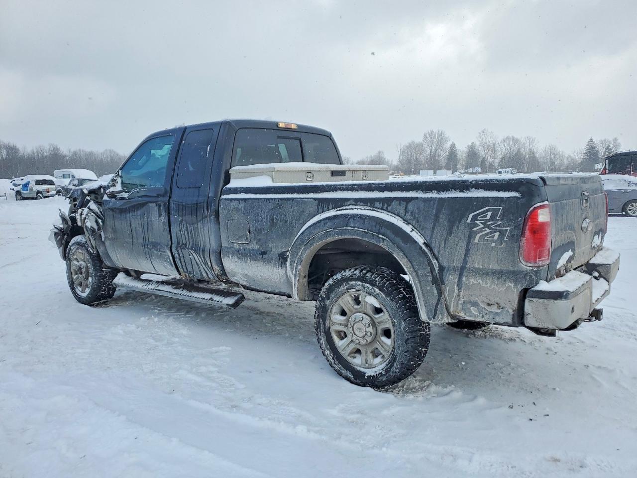 2016 Ford F250 Super Duty - Фото 2