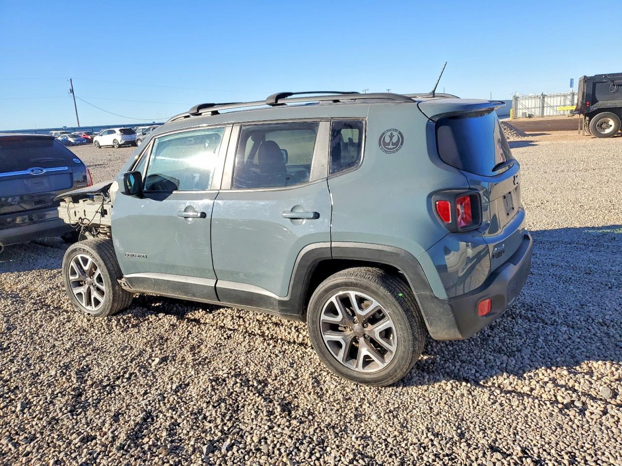 2017 Jeep Renegade Latitude - Фото 2