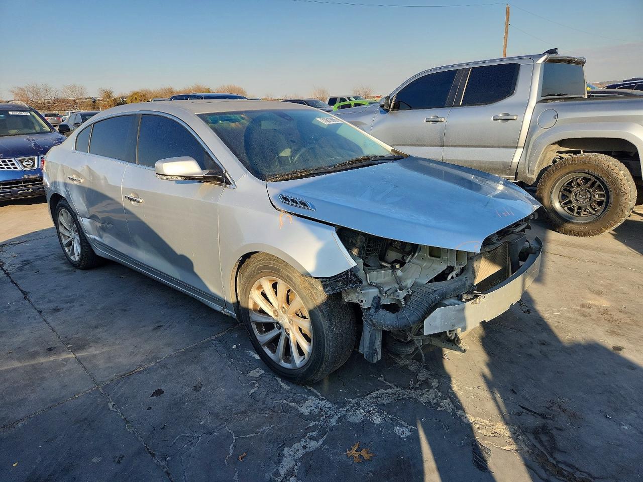 2016 Buick Lacrosse - Image 4
