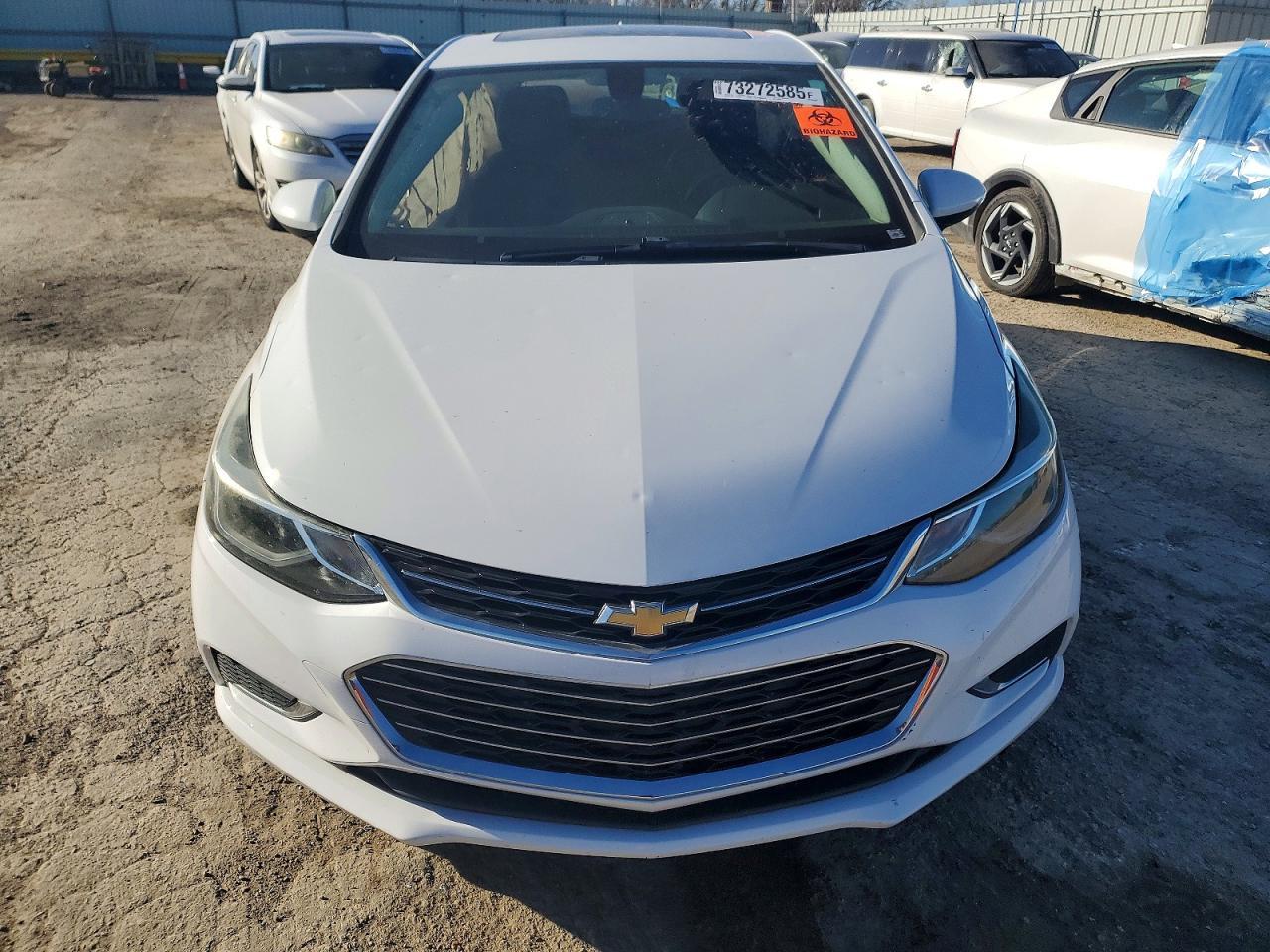 2017 Chevrolet Cruze Premier - Image 5