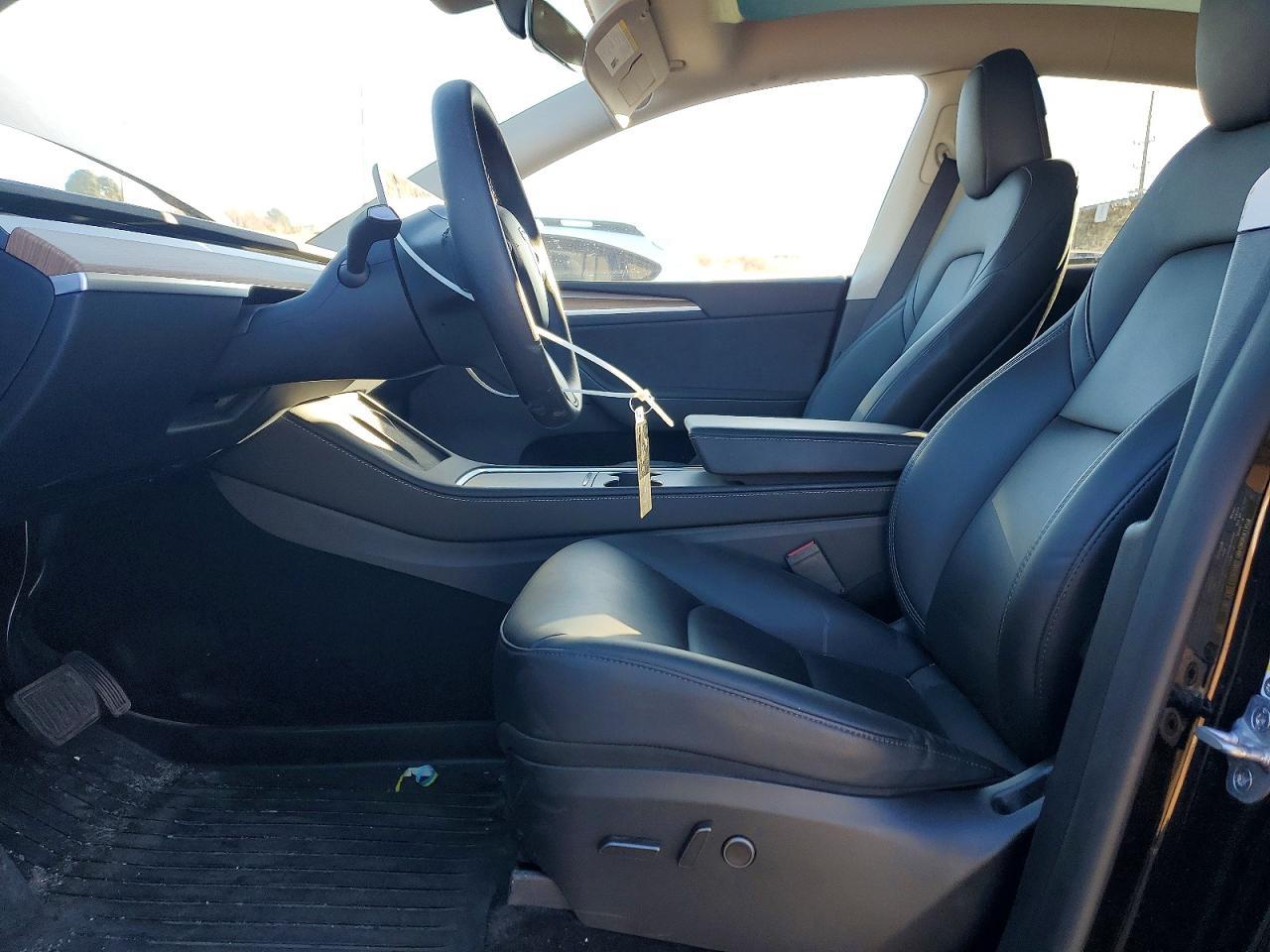 2023 Tesla Model Y - Фото 7
