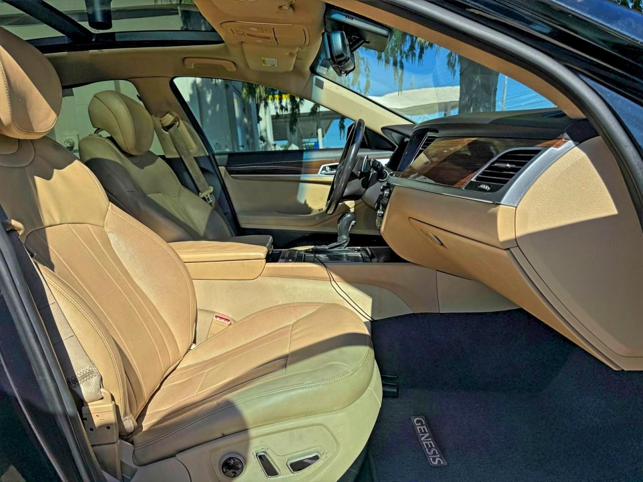 2016 Hyundai Genesis 3.8L - Image 5