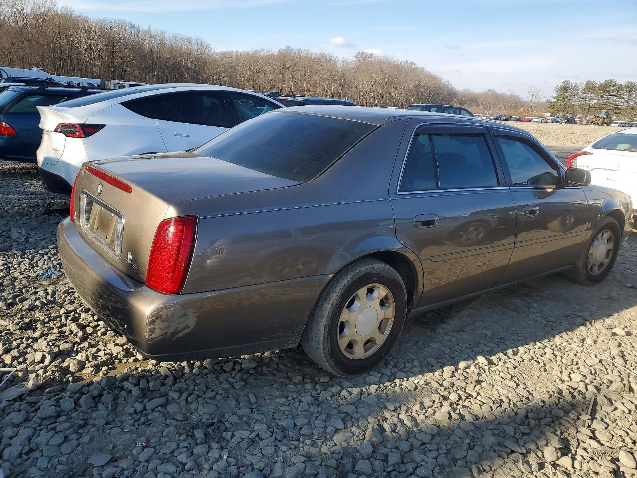 2001 Cadillac Deville - Image 3