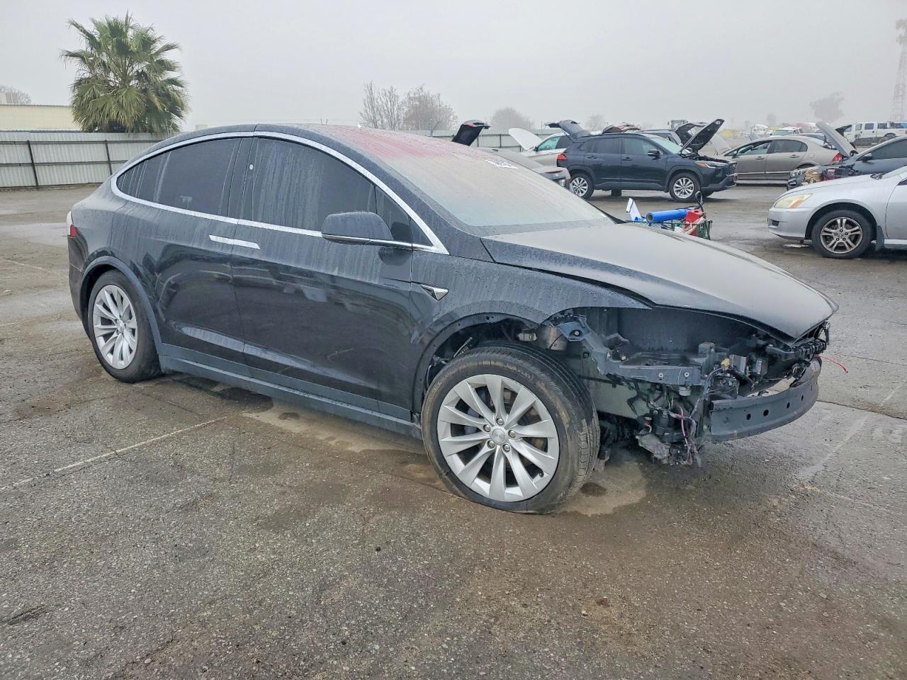 2017 Tesla Model X - Image 4