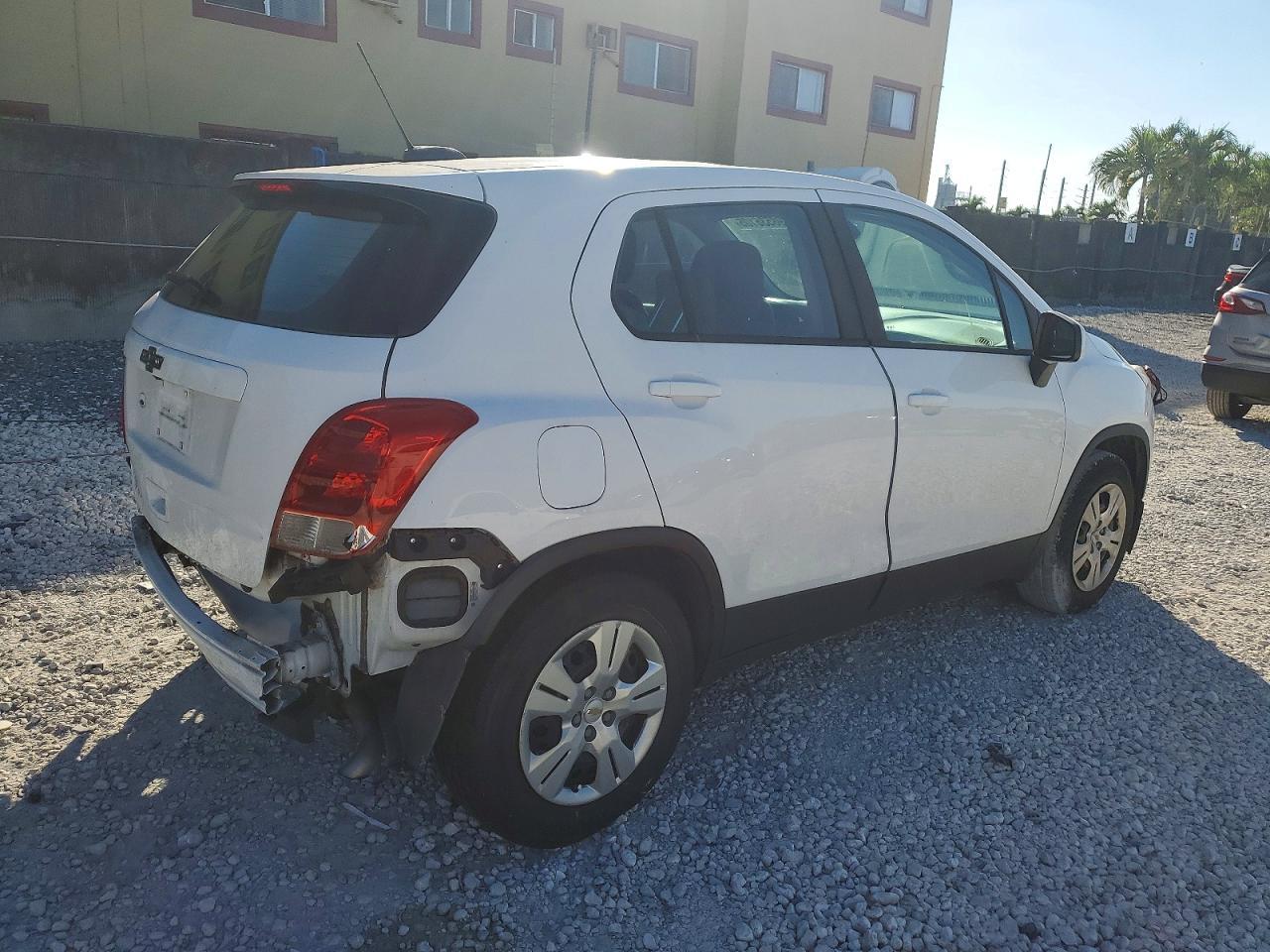 2017 Chevrolet Trax Ls - Фото 3
