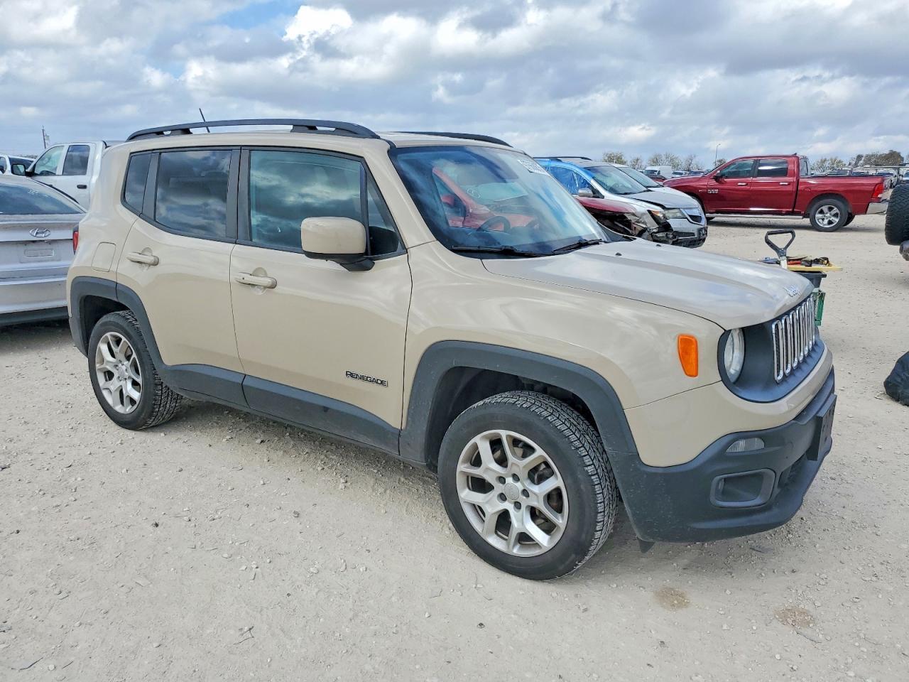 2016 Jeep Renegade Latitude - Фото 4