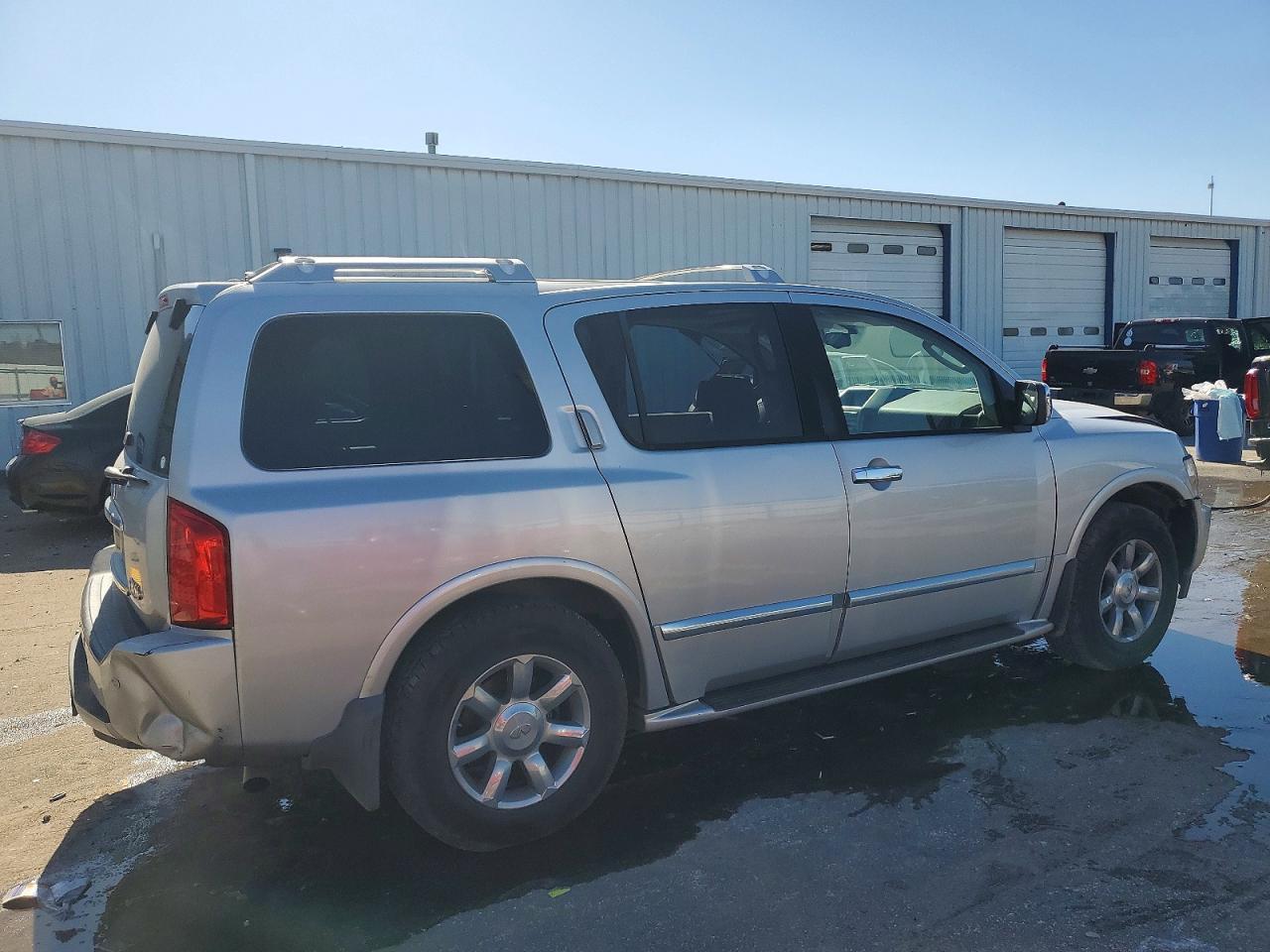 2004 Infiniti Qx56 Base - Фото 3