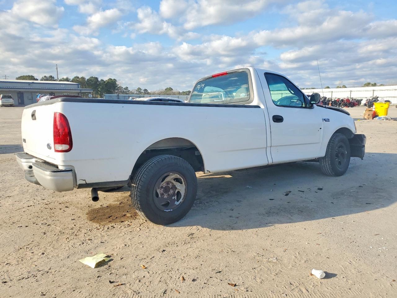1999 Ford F150 - Фото 3