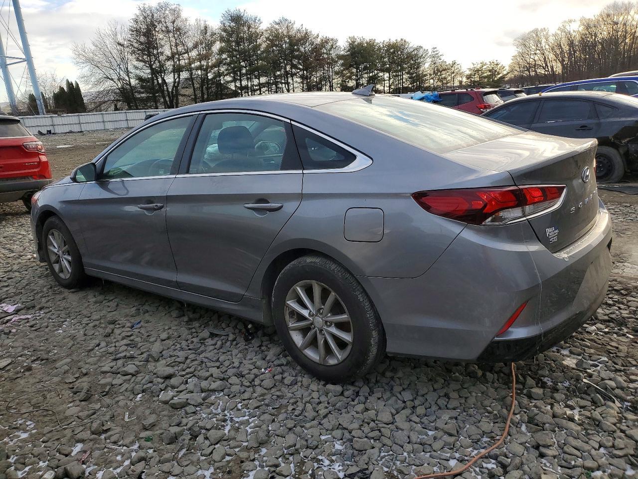 2019 Hyundai Sonata Se - Фото 2