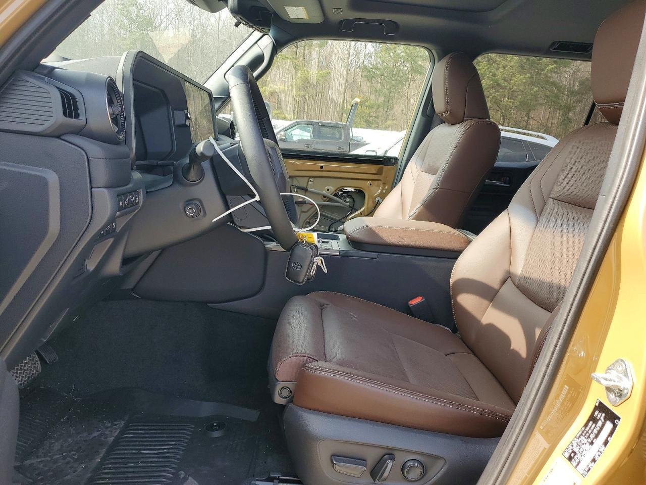 2025 Toyota Land Cruiser Base - Image 7