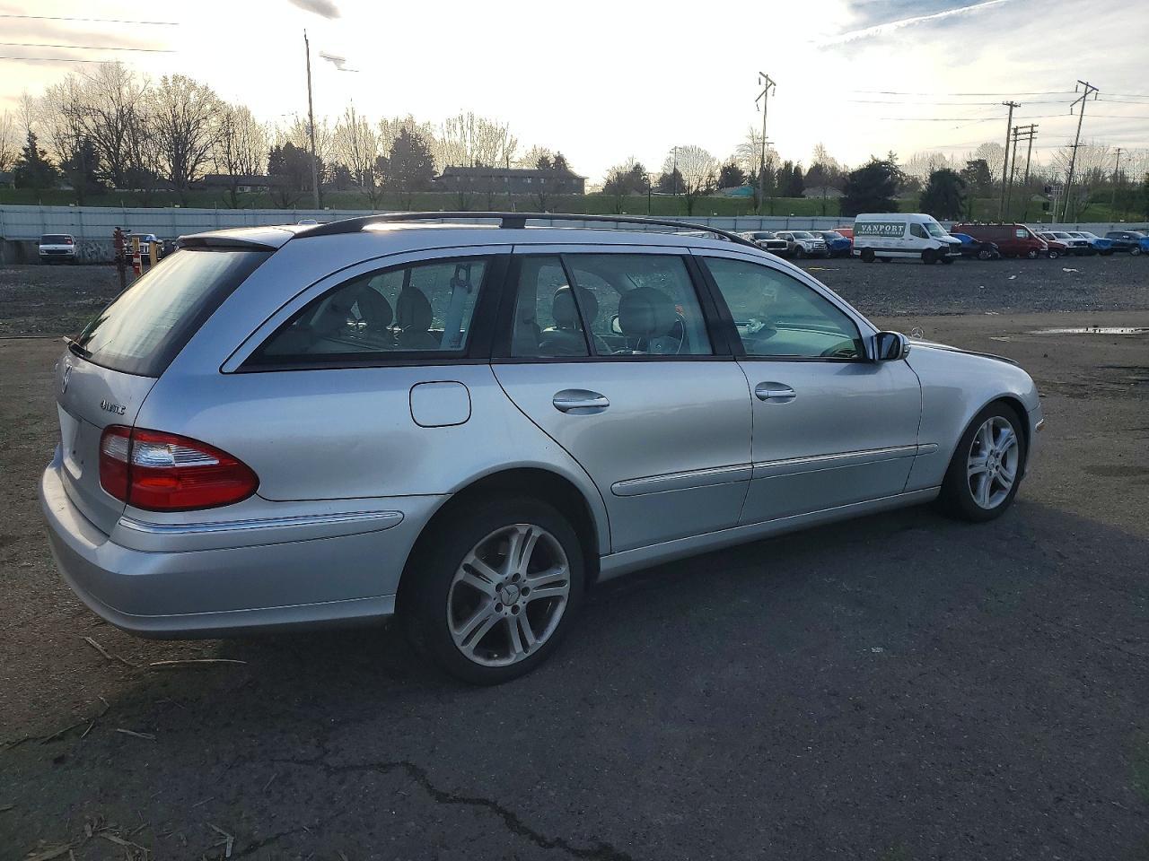 2006 Mercedes-Benz E 350 4Matic Wagon - Image 3