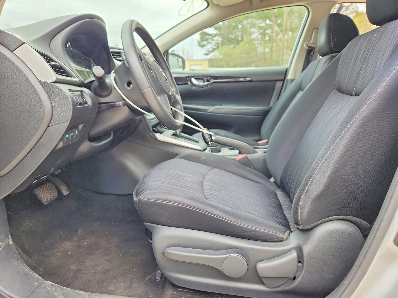 2016 Nissan Sentra S - Фото 7