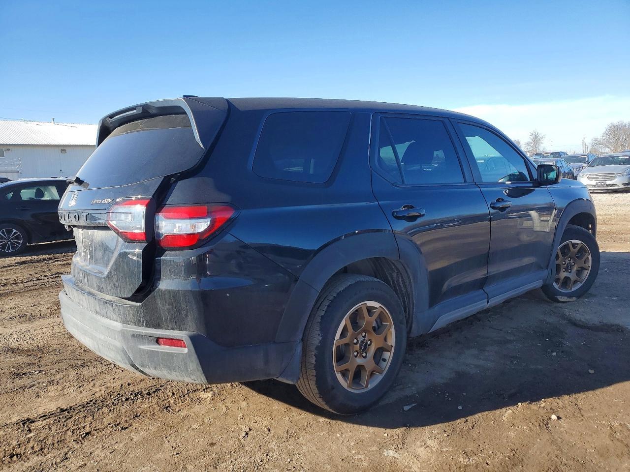 2024 Honda Pilot Lx - Image 3