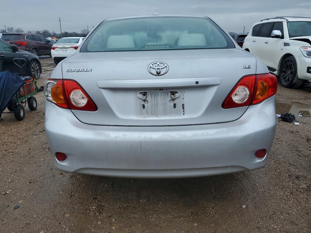 2009 Toyota Corolla Le - Фото 6