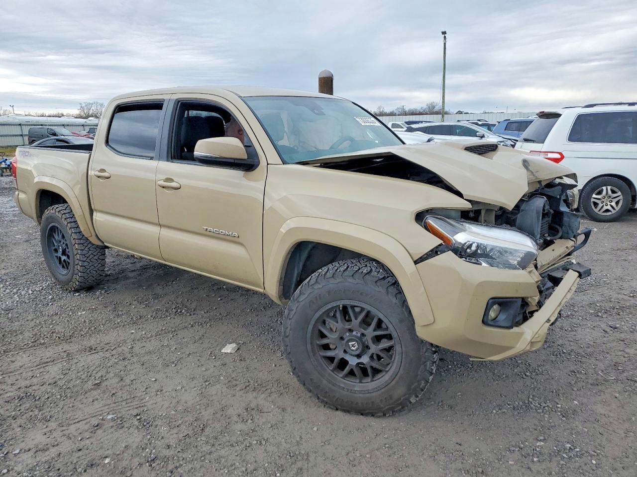 2018 Toyota Tacoma Double Cab - Фото 4