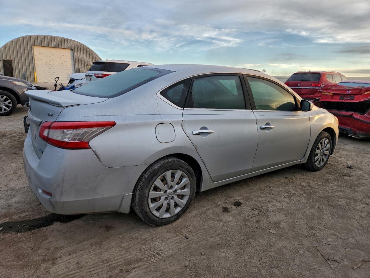 2013 Nissan Sentra S - Фото 3