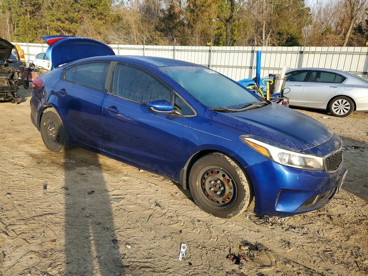2018 Kia Forte Lx - Image 4
