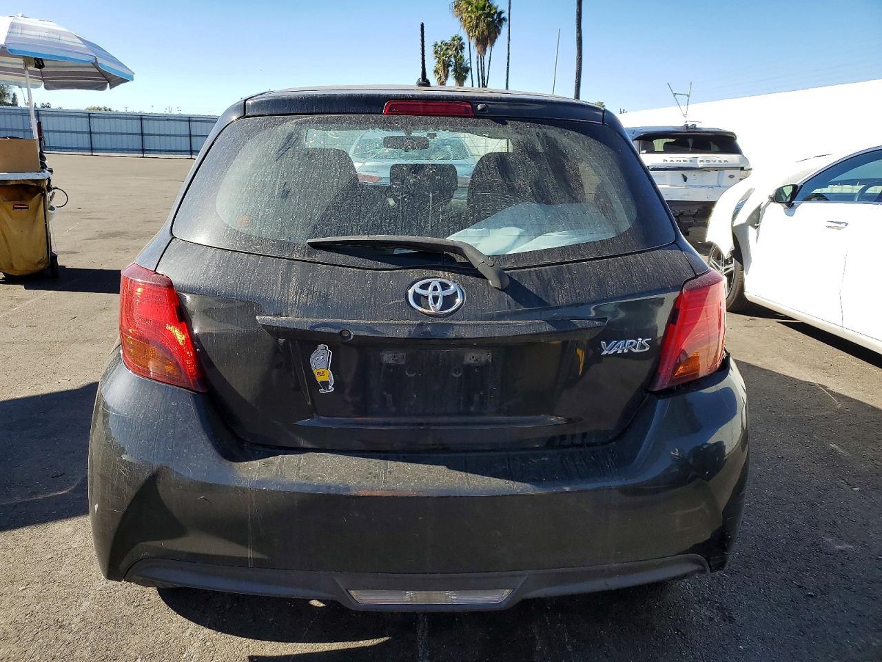 2015 Toyota Yaris - Фото 6