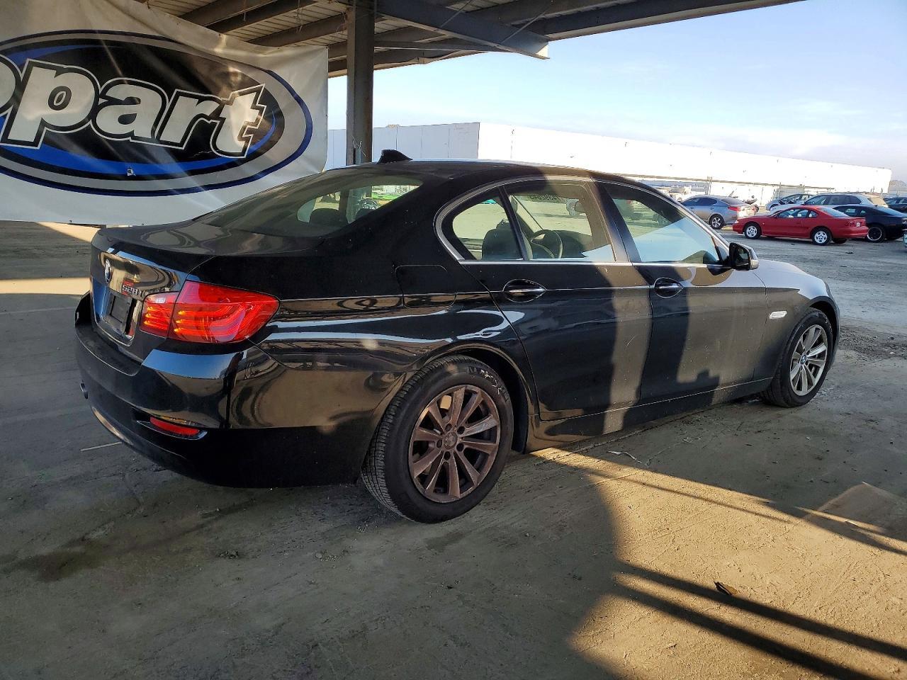 2014 BMW 528 I - Фото 3