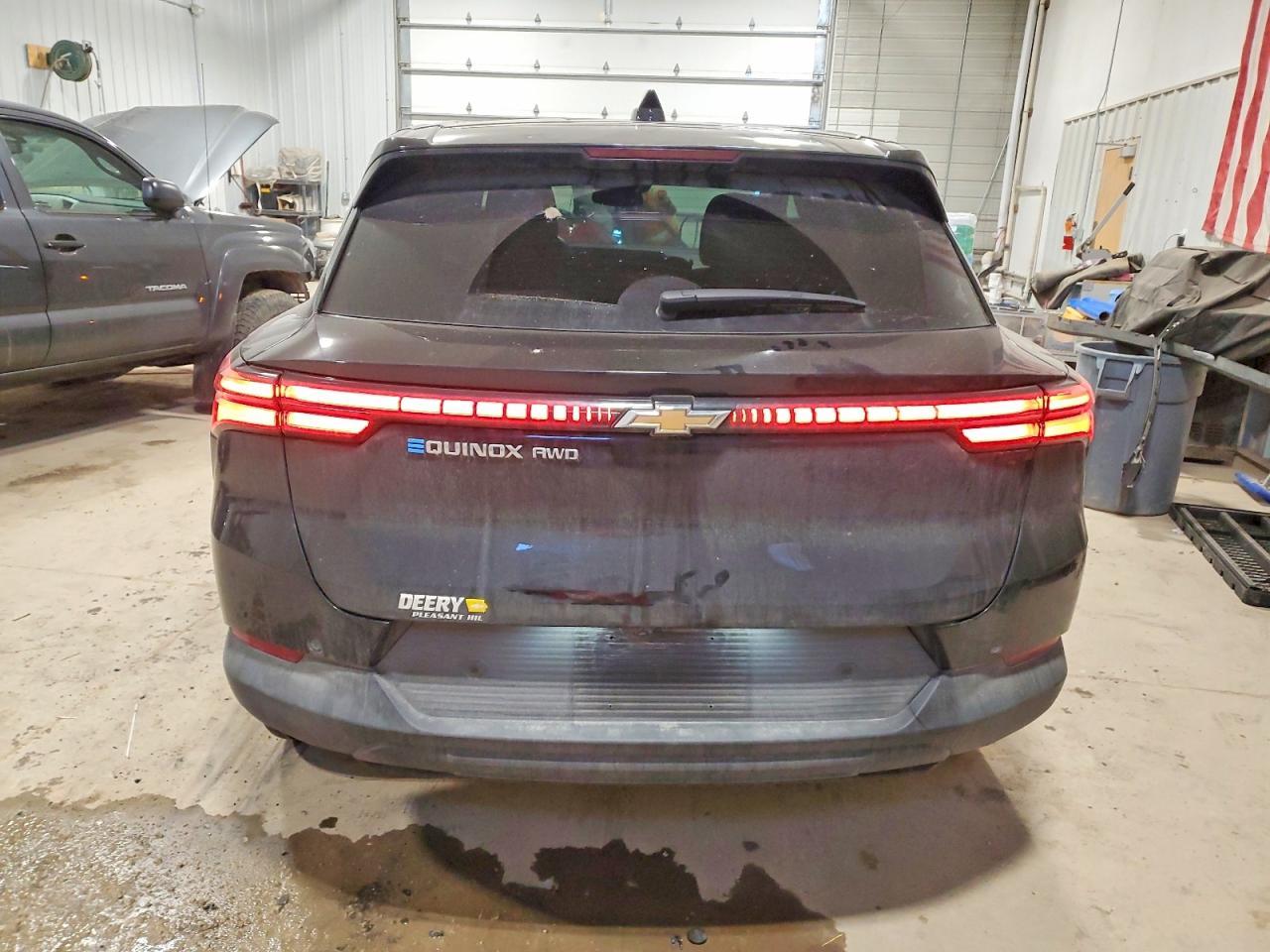 2025 Chev Equinox Lt - Фото 6