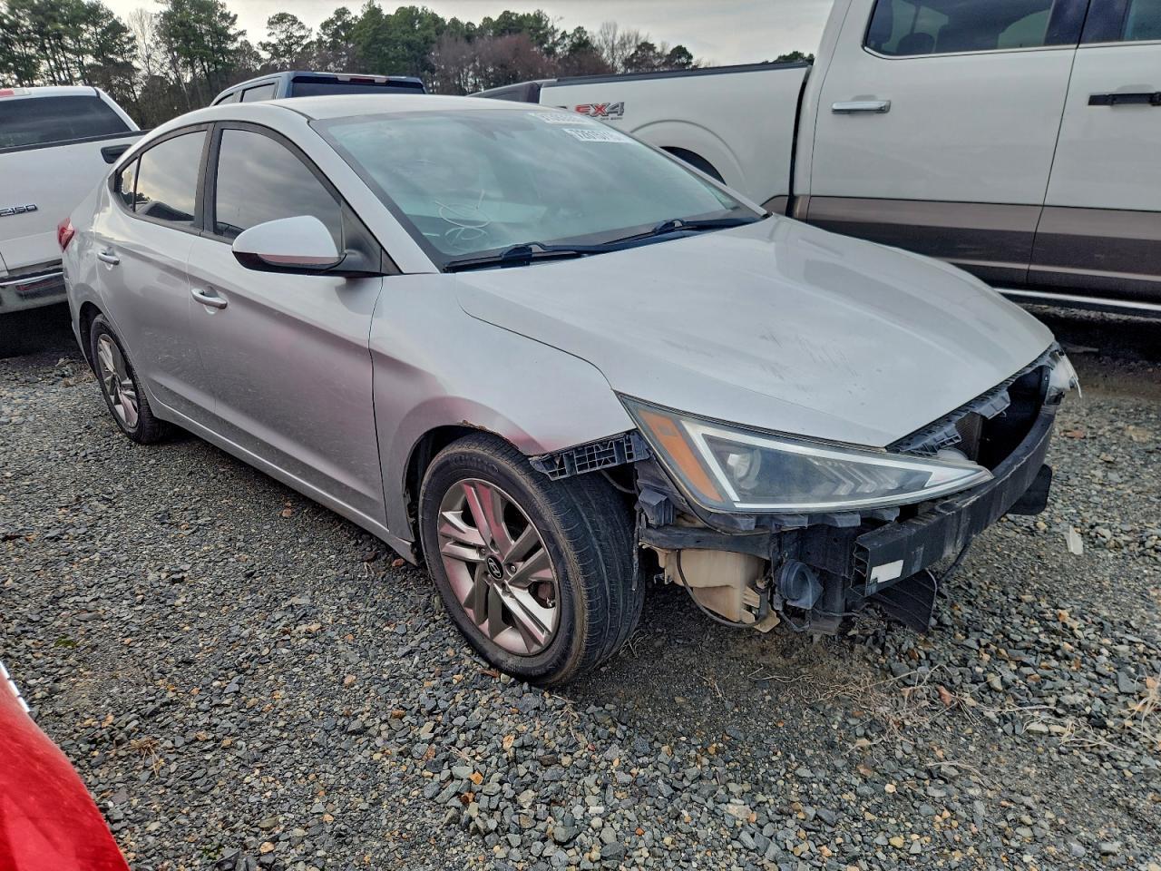 2019 Hyundai Elantra Sel - Фото 4