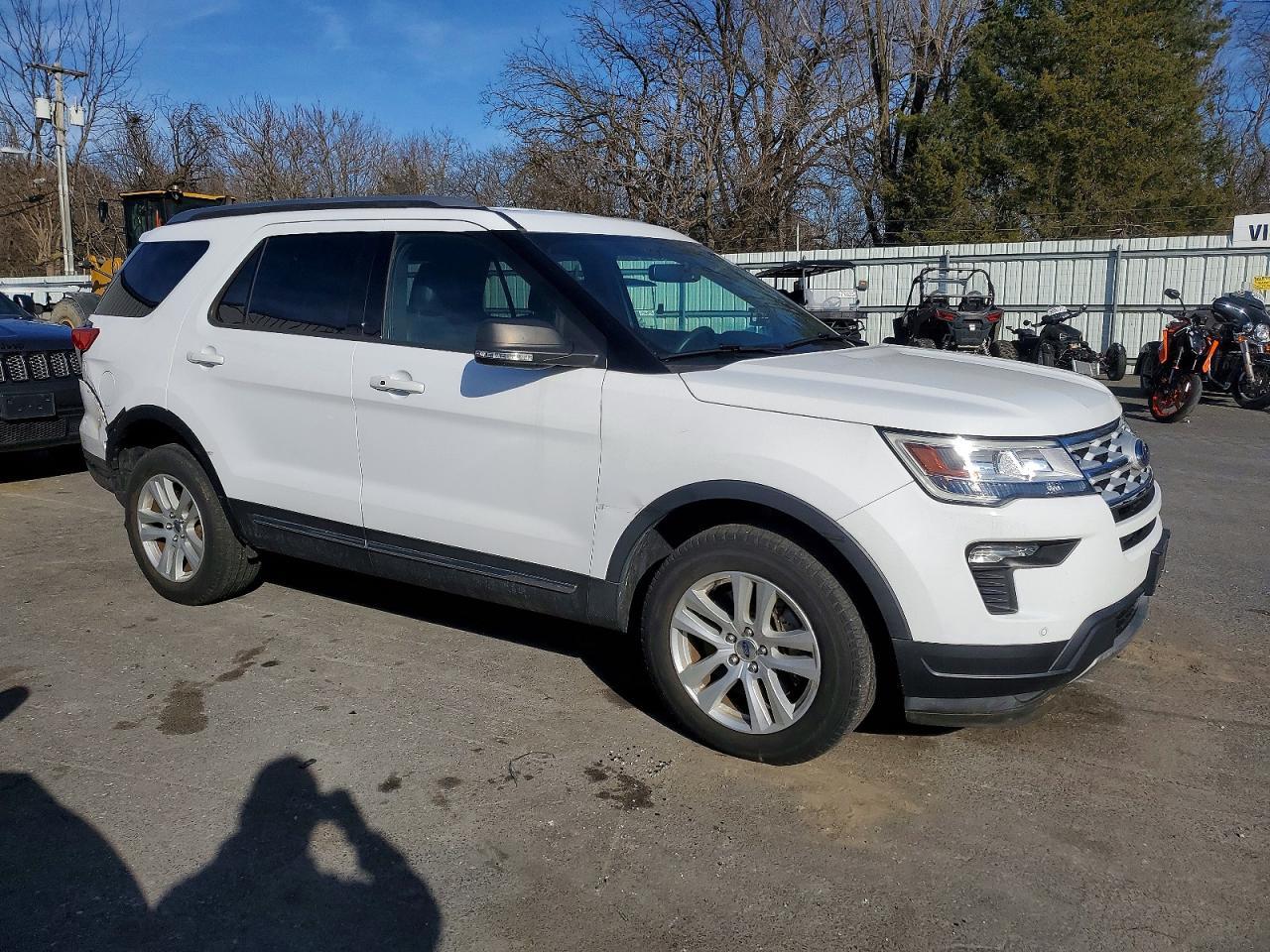 2019 Ford Explorer Xlt - Фото 4